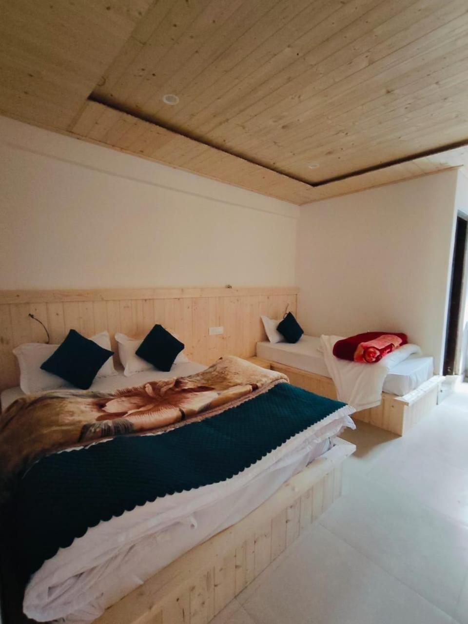 Hotel Geeta Badrinath Dış mekan fotoğraf