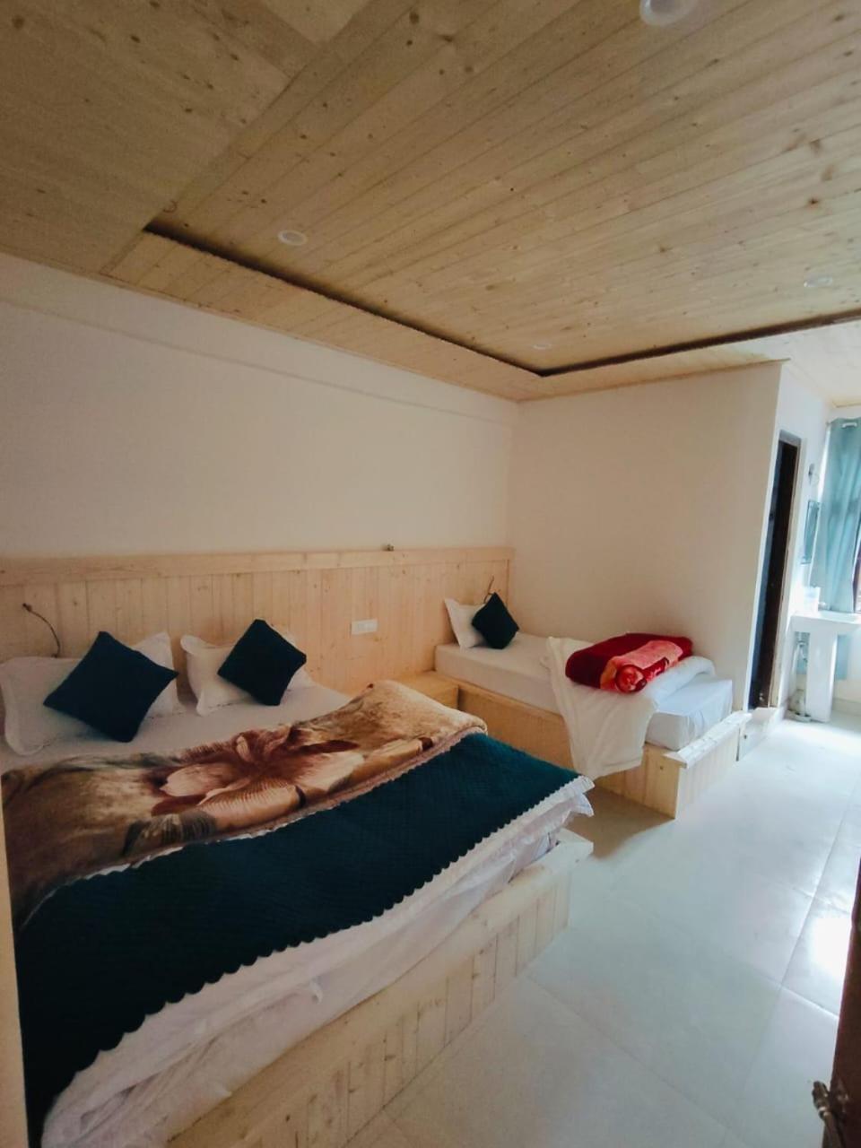 Hotel Geeta Badrinath Dış mekan fotoğraf